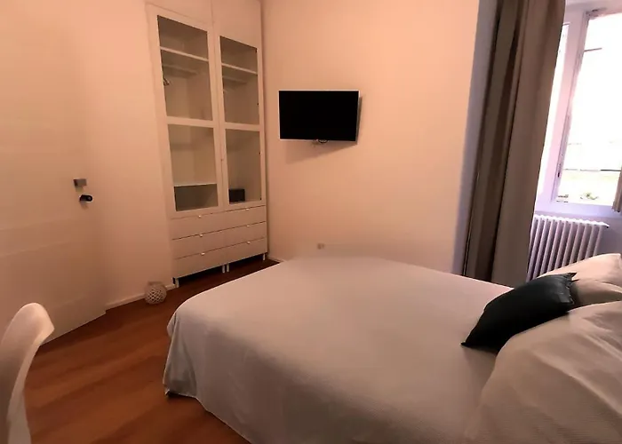 Couette-café Il Ninfeo San Giovanni 4*